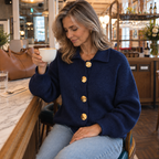 Clara | Cardigan com gola e botões metálicos