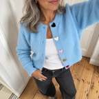 Lara | Cardigan de malha com botões em coração
