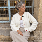 Lara | Cardigan de malha com botões em coração